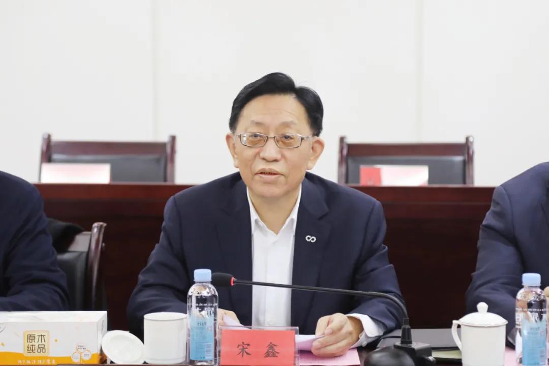 集團(tuán)公司與中國節(jié)能簽署戰(zhàn)略合作協(xié)議(圖2) 集團(tuán)公司與中國節(jié)能簽署戰(zhàn)略合作協(xié)議(圖2)