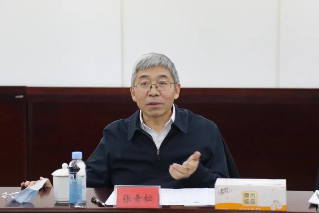 余紅輝、林展會見中國農(nóng)業(yè)銀行行長張青松一行(圖2)