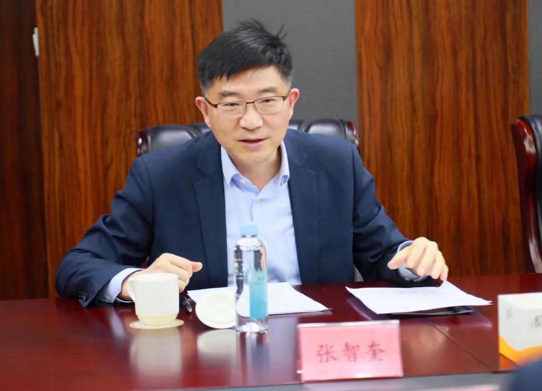 余紅輝會見重慶市永川區(qū)張智奎一行(圖2) 余紅輝會見重慶市永川區(qū)張智奎一行(圖2)