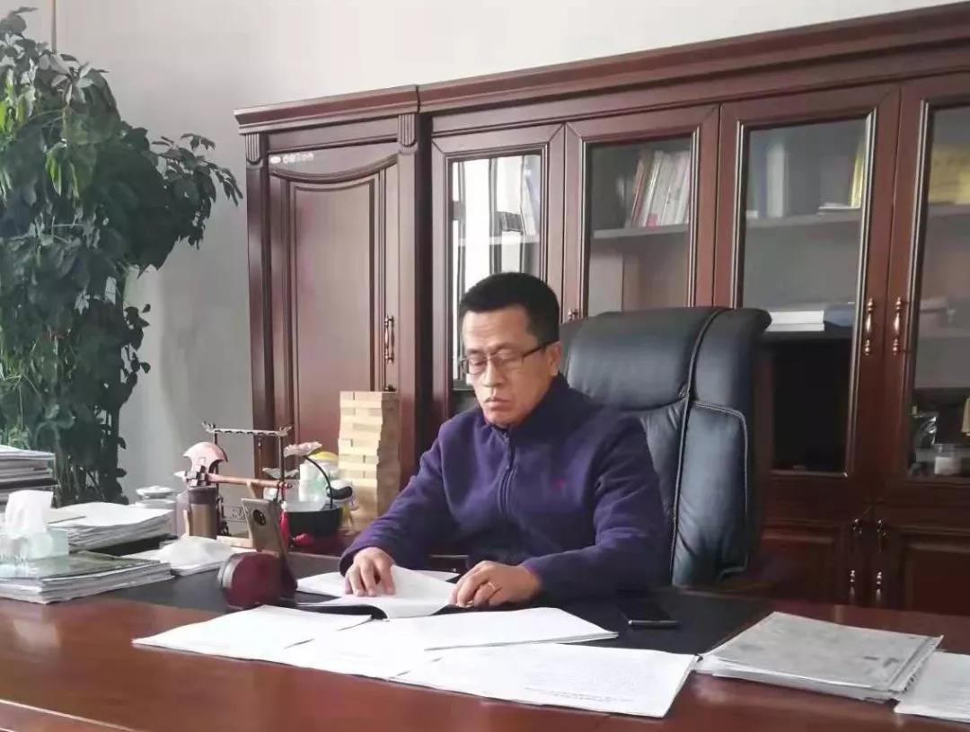 中林福人參加中林實業(yè)2022年工作會議(圖5) 中林福人參加中林實業(yè)2022年工作會議(圖5)