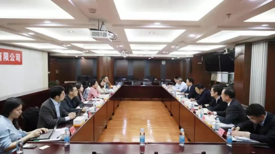 余紅輝、林展會見中金公司投資銀行業(yè)務(wù)委員會副主席白英姿一行(圖3)